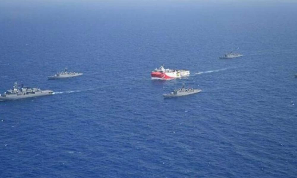O Ροδίτης που φωτογράφισε το Oruc Reis ανοιχτά της Ρόδου: «Φαινόταν με γυμνό μάτι αχνά στον ορίζοντα»